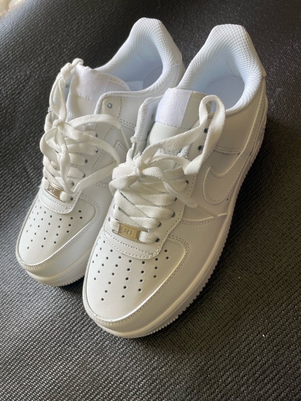Nike Air Force 1 Low Triple White Unisex Trainers Size UK 5 EU 38.5 US 6